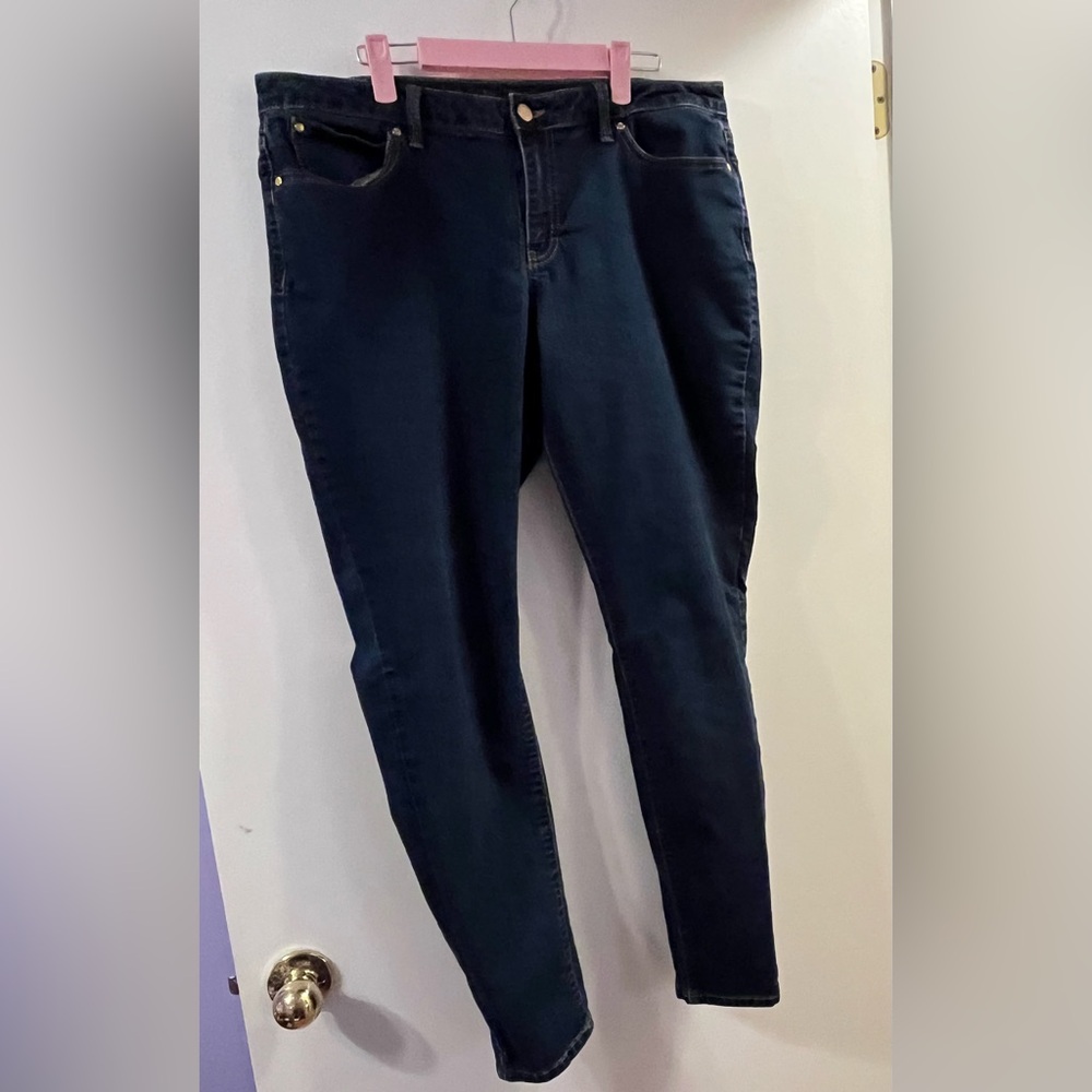 Jennifer Lopez skinny jeans. Size 16L. EUC